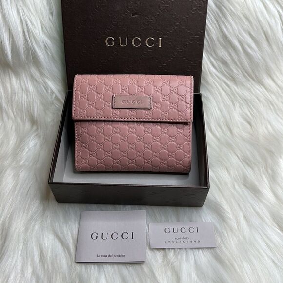 💯 Authentic Gucci Compact Wallet 🍀 - Picture 15 of 15